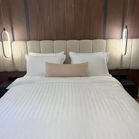 Aristotelian Virtues - Evlaveia * سالونيك