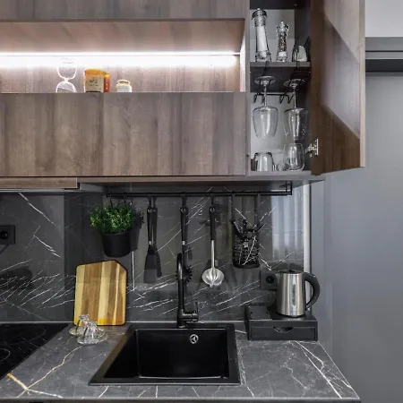 شقة Aristotelian Virtues - Evlaveia سالونيك